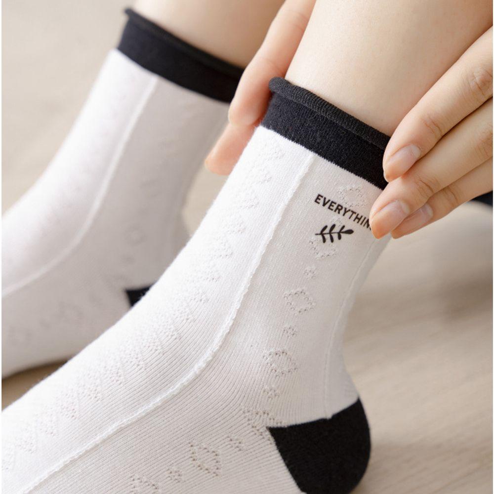 Vớ Đồng Phục Họa Tiết Lá Cây Dễ Thương Phong Cách Hàn Quốc 1 Cho Nữ