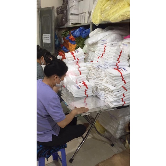 Dịch vụ  thêu logo theo yêu cầu Khăn cotton