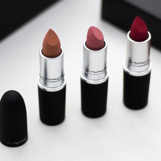Son MAC Powder Kiss
