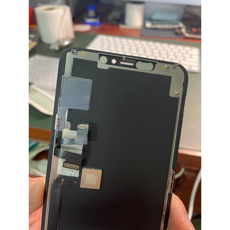 Màn hình 11 pro max zin ép kính tặng kèm bộ sửa để thay màn.