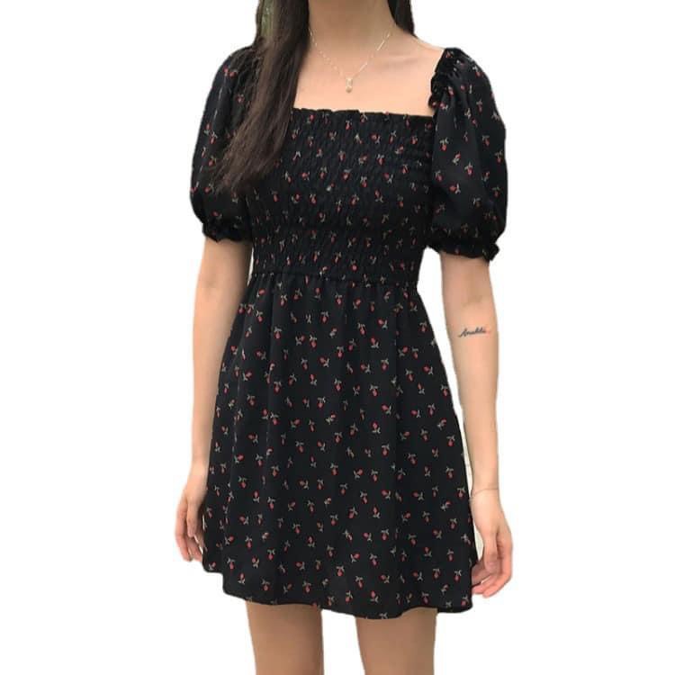 Váy hoa nhí kiểu dáng vintage chun ngực  - Đầm cổ vuông hoa nhí 2 màu | BigBuy360 - bigbuy360.vn