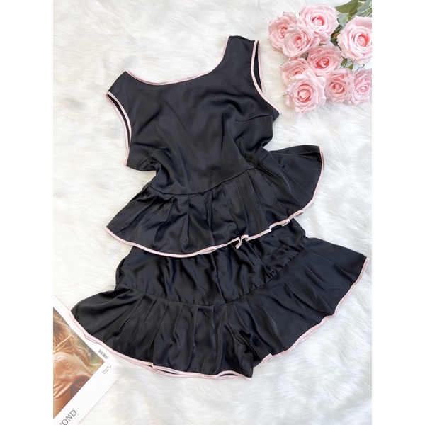 Set bộ mặc nhà thiết kế áo xẻ lưng thắt nơ,quần dáng váy xinh xắn