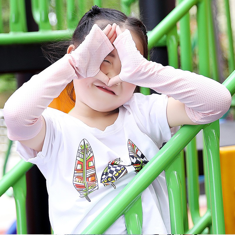 Găng tay dành riêng cho các bé