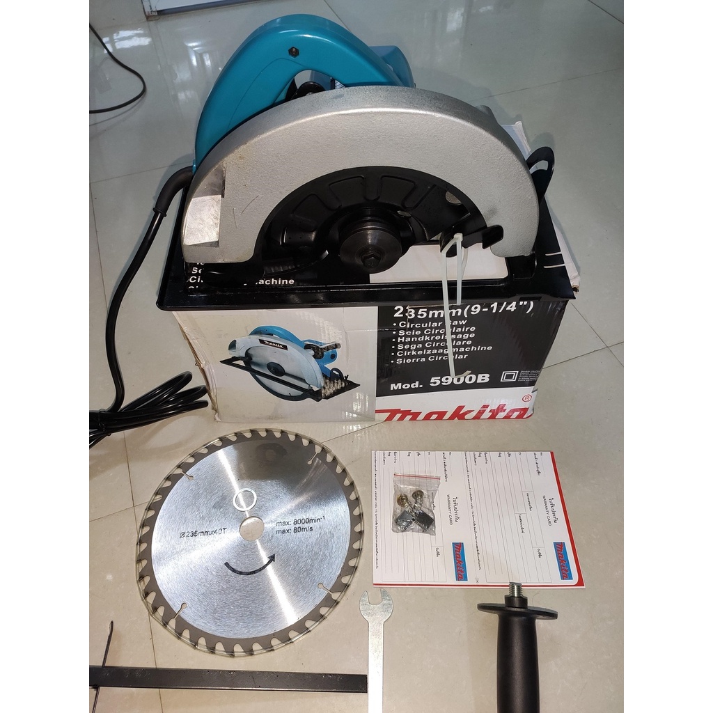 Máy cưa đĩa Makita 5900B, 2200W,  235mm, Made in Thái lan, dây đồng chịu nhiệt, kèm 1 lưỡi cưa.