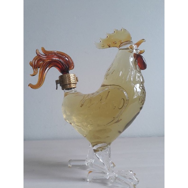 Vỏ chai rượu hình con gà trống