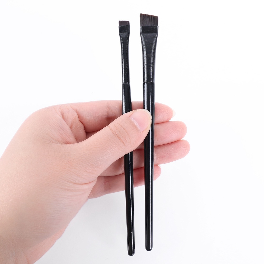 Cọ Trang Điểm Mắt / Môi Đầu Tròn Mini Đa Năng