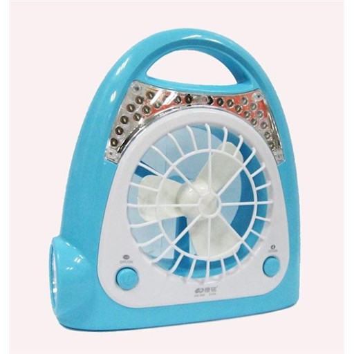 Quạt sạc tích điện tiện dụng cho gia đình