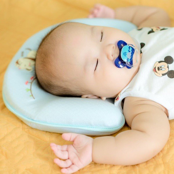 GỐI CAOSU NON BABYMOOV CHỐNG BẸT ĐẦU- CHỐNG MÉO ĐẦU CHO BÉ  - GỐI SIÊU MỀM
