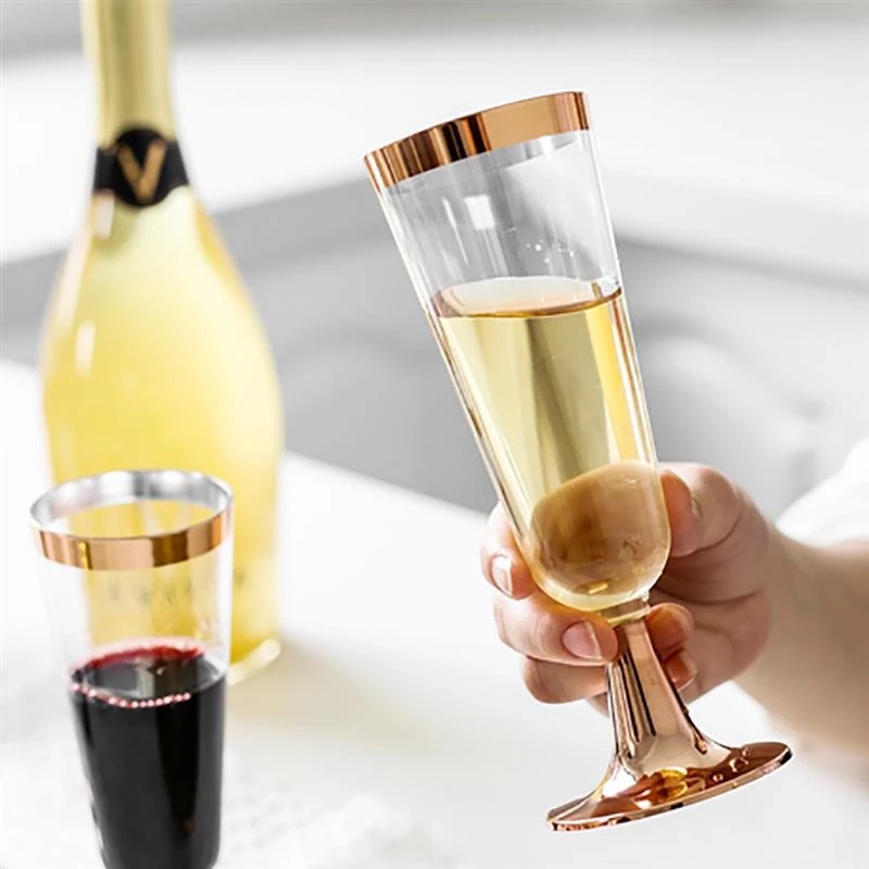 Nến sâm panh đám cưới Sáng tạo Cốc cưới bằng nhựa dùng một lần Dụng cụ uống rượu sâm panh cho bữa tiệc