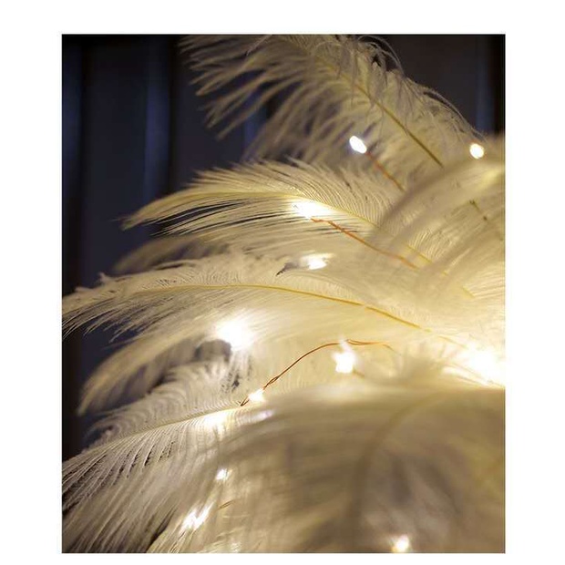 Đèn ngủ để bàn phối lông vũ dễ thương dùng trang trí phòng ngủ/ ký túc xá