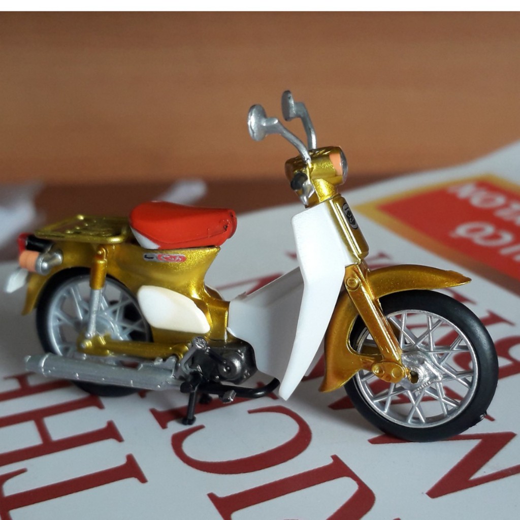 Xe mô hình Aoshima Honda Super Cub tỉ lệ 1/32