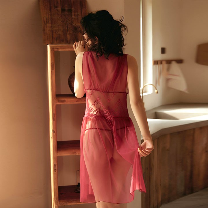 Váy ngủ sexy xuyên thấu cao cấp với thiết kế cổ v hở sâu phối ren tinh tế màu đỏ nồng nàng