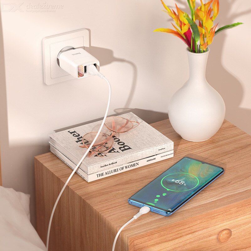 Củ sạc 3 cổng Hoco C93A-hỗ trợ sạc nhanh -Đèn Led hiển thị