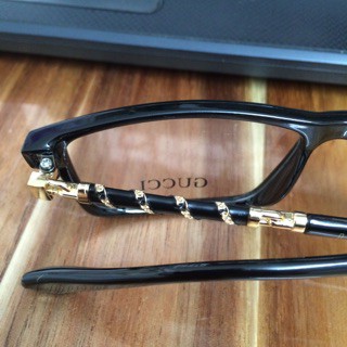 Mắt kính giả cận gọng kim Gucci