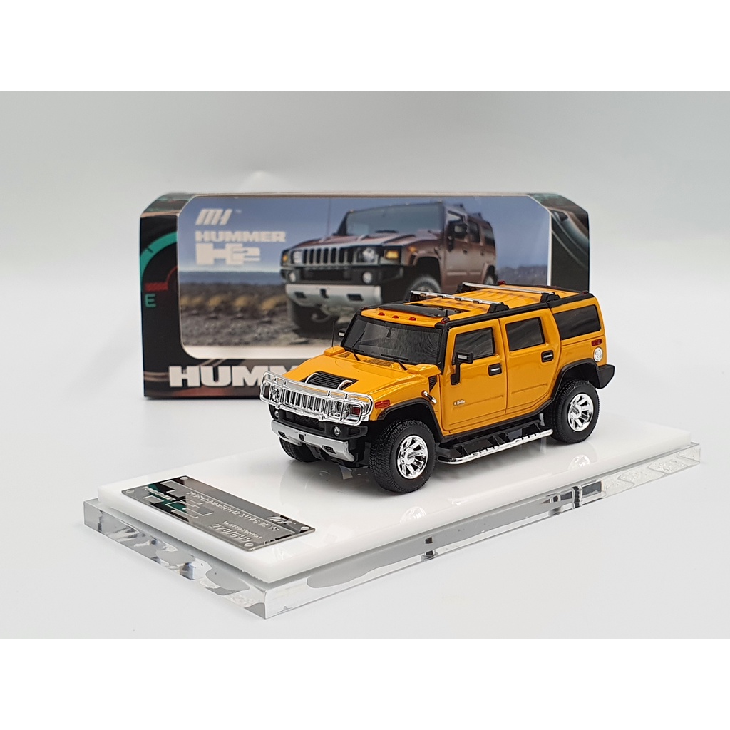 Xe Mô Hình Hummer H2 2008 Tỉ lệ 1:64 Hãng sx Motor Helix ( Vàng )