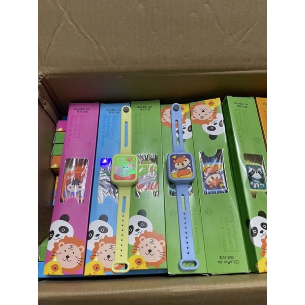 Dây đeo tay silicon hình con vật đuổi muỗi có đèn LED phát sáng cho bé