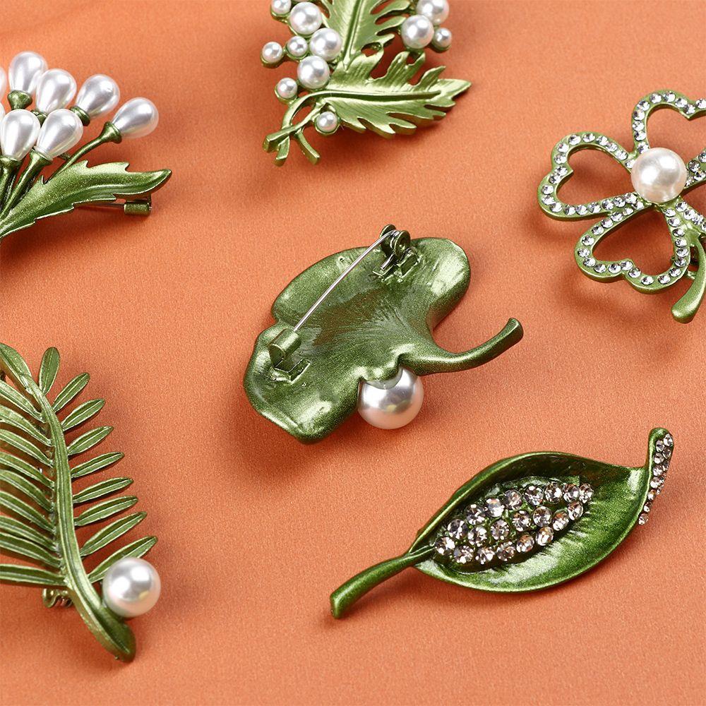 Ghim Cài Áo Hình Chiếc Lá Xinh Xắn Thời Trang Cho Nữ