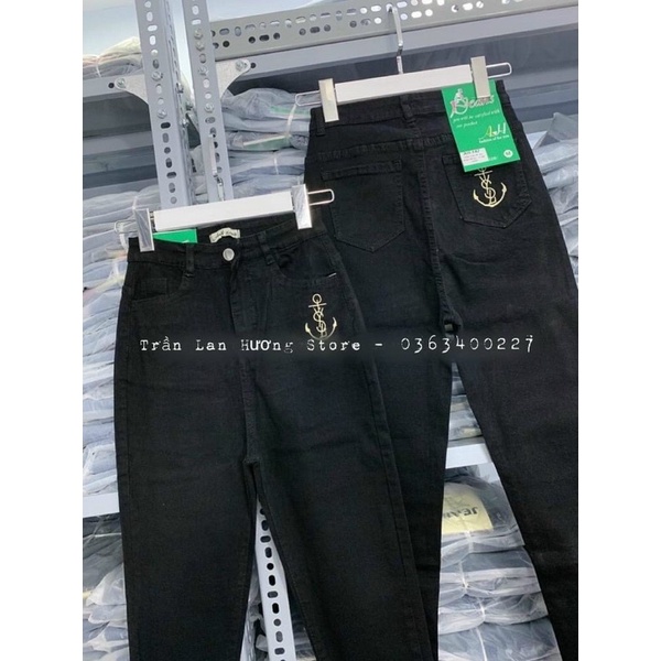 Quần jeans ôm cạp cao chữ thêu ysl