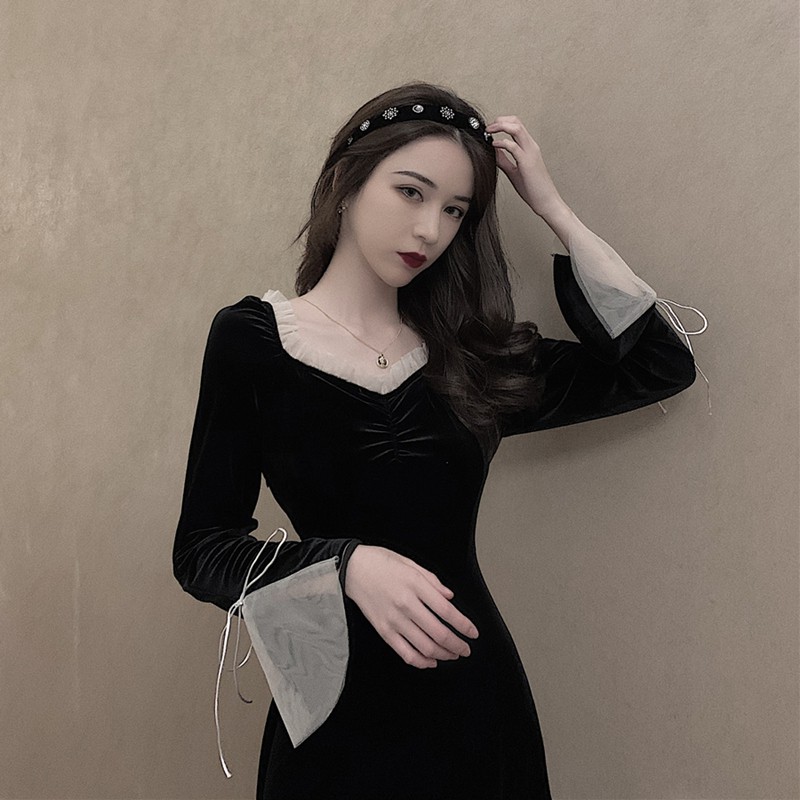 Đầm Nhung Tay Dài Cổ Chữ V Phối Lưới Form Rộng Phong Cách Quyến Rũ | BigBuy360 - bigbuy360.vn