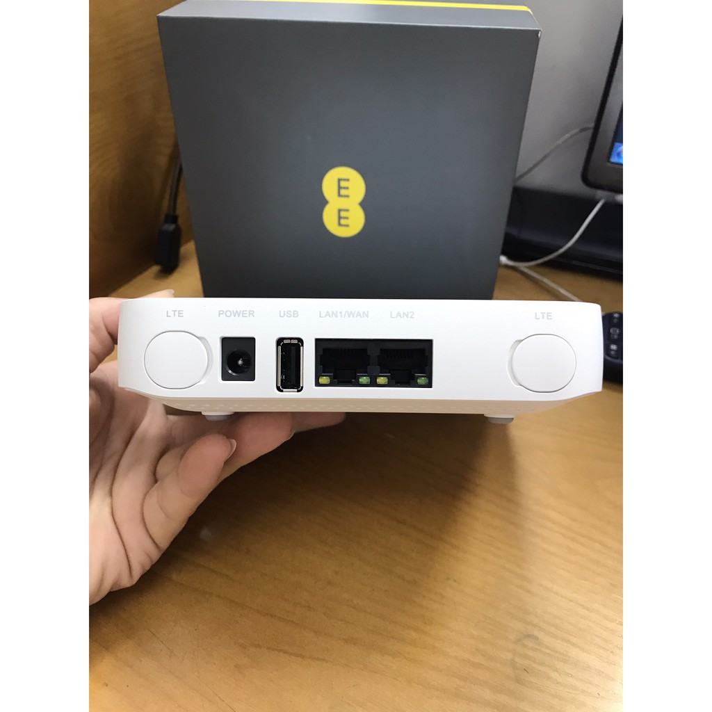 Bộ Phát Wifi 4G Alcatel EE Router HH70VB - Tốc độ 300Mbps - Hỗ trợ hai băng tần - Chuẩn AC HH70