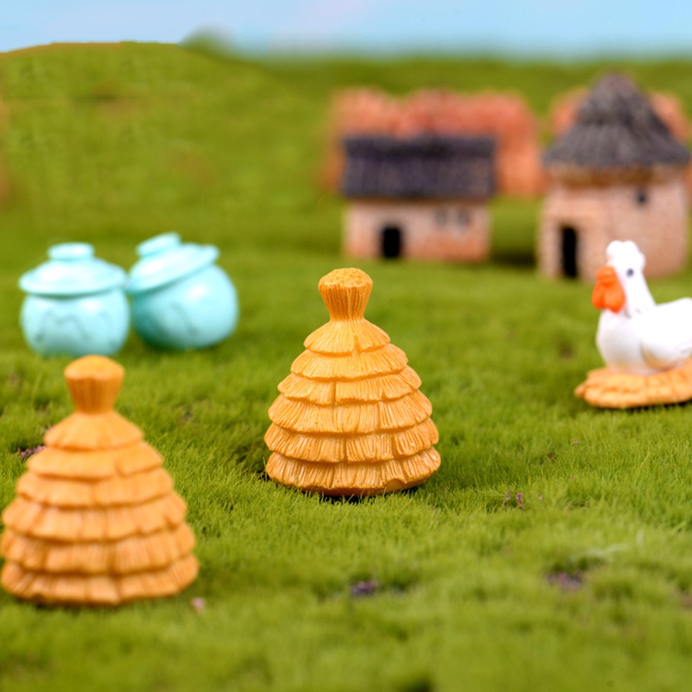 Mô hình bình rượu mini bằng nhựa resin xinh xắn trang trí sân vườn