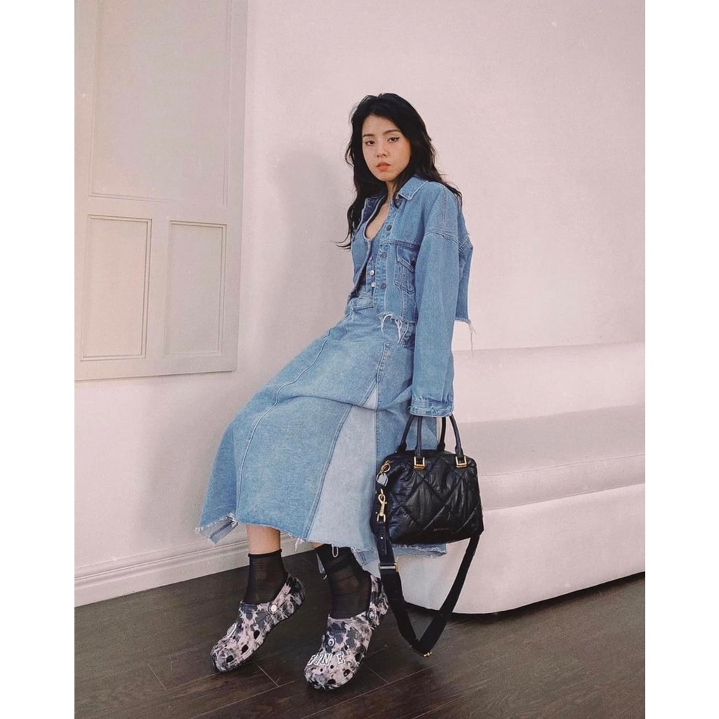 TheBlueTshirt - Váy Jeans Suông Nữ Màu Xanh Nhạt -1970s Denim Midi Skirt - Flower Child Wash