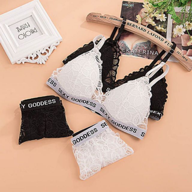 Set đồ lót phối ren phong cách sexy quyến rũ in chữ