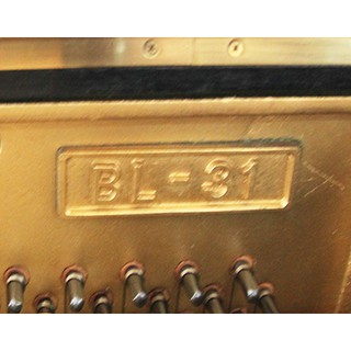 Đàn Piano Cơ Kawai BL31