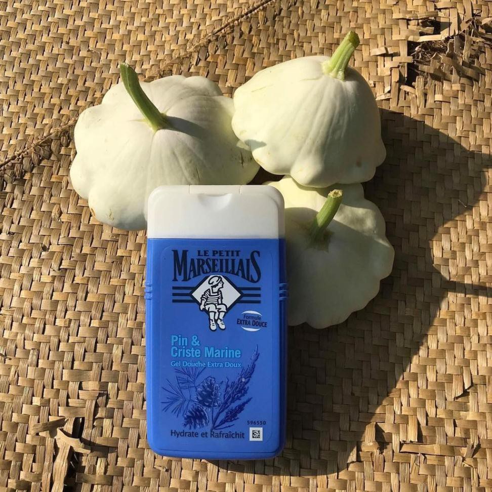 Le Petit Marseillais Pin & Criste Marine - Sữa Tắm Dạng Gel Chiết Xuất Hương Cây Thông Và Các Loại Cây Gỗ Mộc 250ml