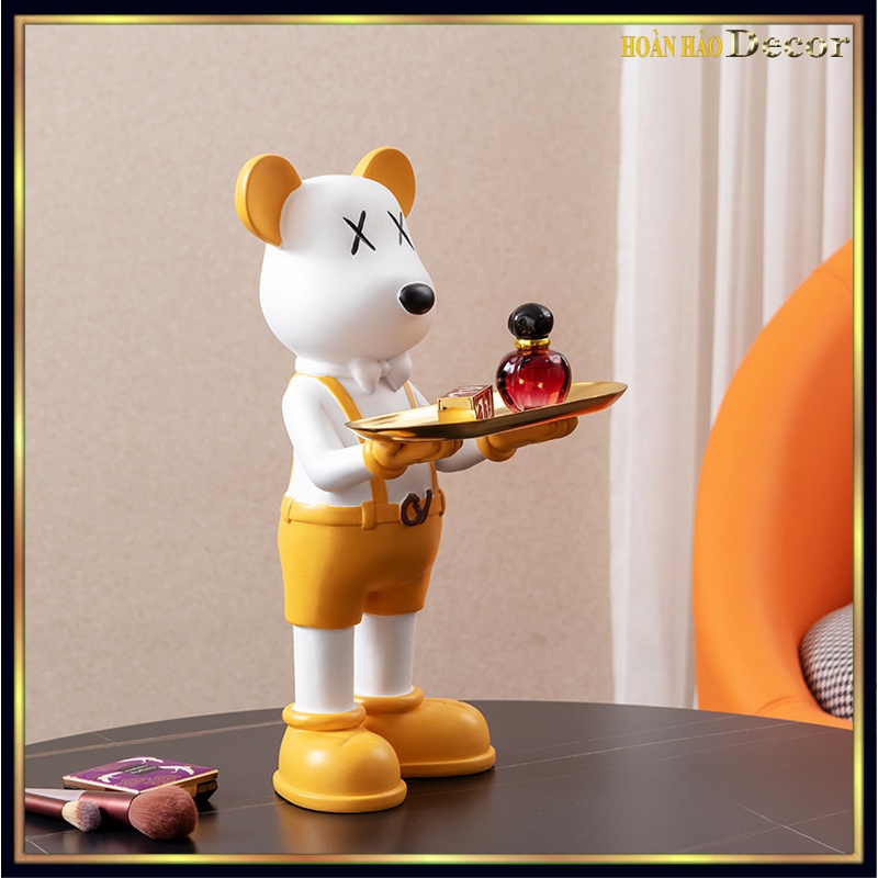 Tượng bearbrick gấu bụng phệ bồi bàn đỡ khay trang trí vô cùng sang trọng,tiện lợi và ấn tượng.