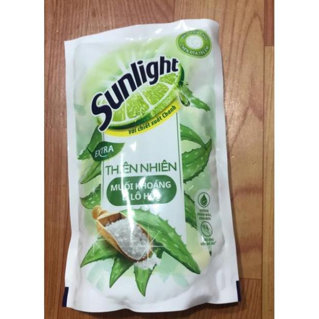 TÚI NƯỚC RỬA CHÉN BÁT SUNLIGHT 550g THIÊN NHIÊN MUỐI KHOÁNG phù hợp cho chén đĩa trẻ em