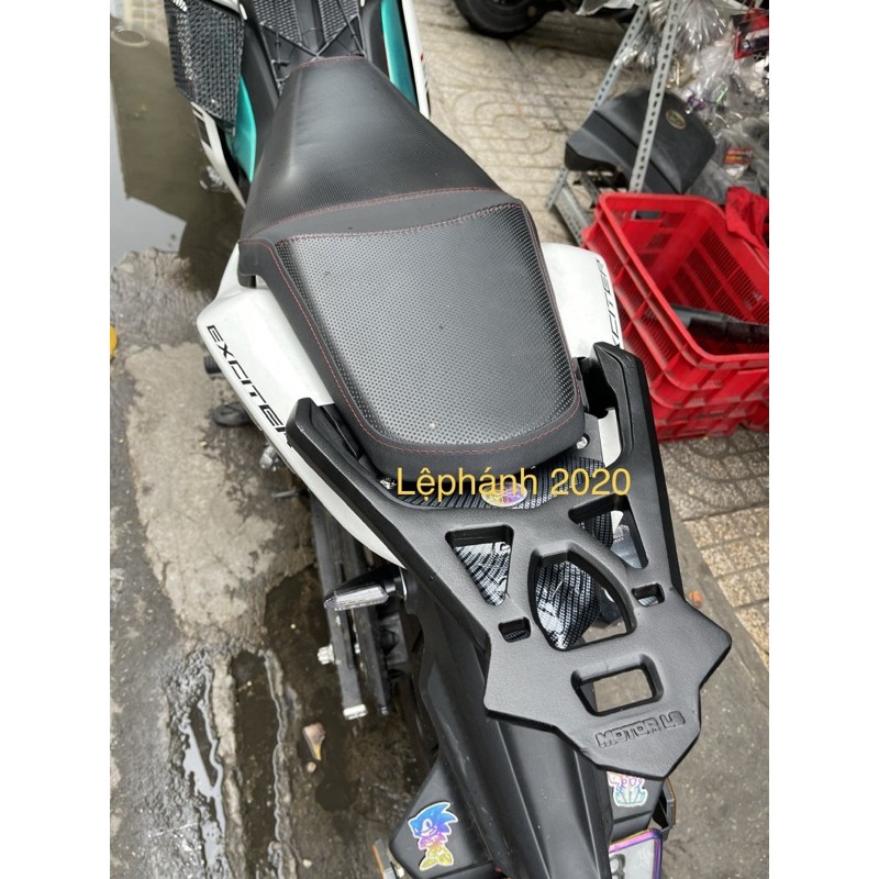 Cảng Sau Nhôm (tay dắt ) EX 155 Exciter 2021 Đen Nhám