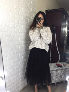 Set áo len + chân váy nhung lưới