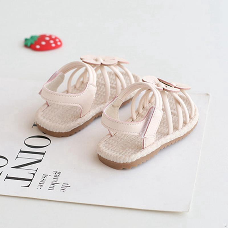 Giày Sandal In Hoa Chống Trượt Cho Bé Gái