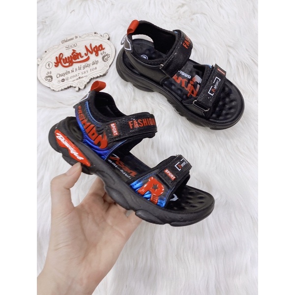Dép xăng đan quai hậu bé trai loại đẹp chữ R size 33-37. dép bé từ 7tuổi đến 12tuổi