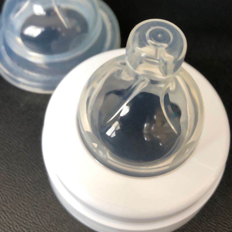 Núm ti giả thay thế bằng Silicone chống đầy hơi cho bé