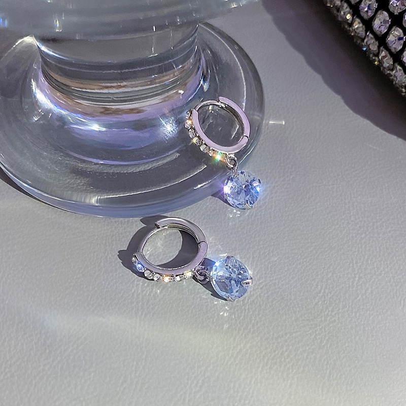 Khuyên tai bạc nữ cao cấp đính đá sang trọng. chất liệu bạc ta không rỉ