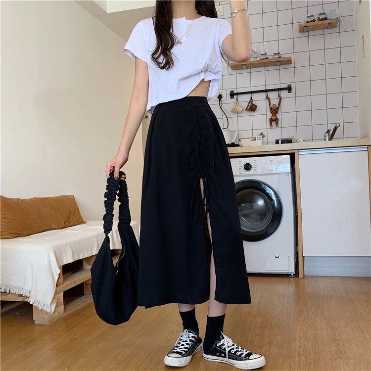 Chân Váy Đen Lưng Cao Co Giãn Xẻ Tà Phối Ren Thanh Lịch Dễ Phối Đồ