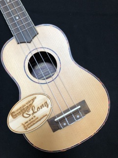 Đàn Ukulele Soprano Mặt Gỗ Thông - CB2