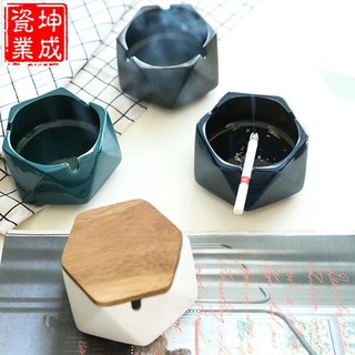 Gạt Tàn Thuốc Bằng Gốm Có Nắp Đậy Tiện Dụng Cho Gia Đình / Văn Phòng