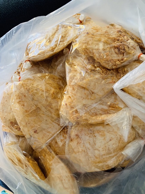 Sỉ 70 bánh tráng muối tỏi Tây Ninh cực hot