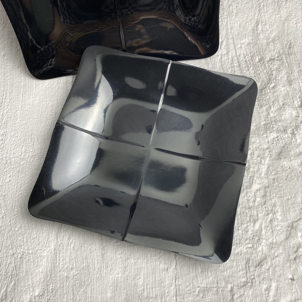 Dĩa nhựa Melamine đen vuông sọc dành cho gia đình, nhà hàng, quán ăn (dv66,77,88)