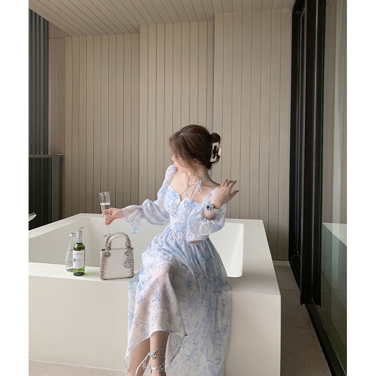 Đầm midi cổ vuông tay dài vải voan in hoa màu xanh dương thời trang mùa hè phong cách pháp cho nữ 2023