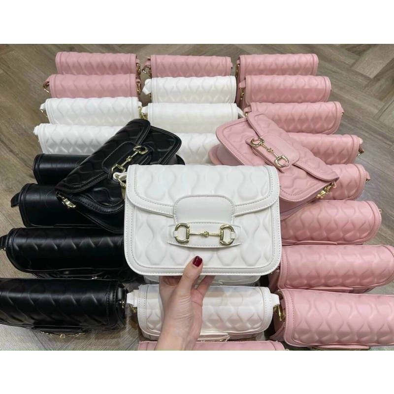 Túi H À H Ồ sóng