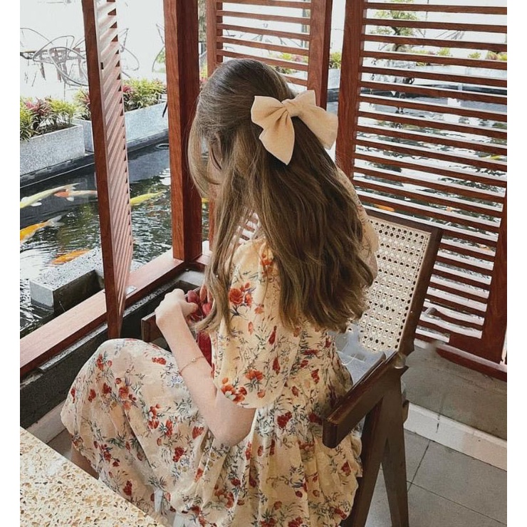 Váy hoa họa tiết Vintage xếp li ngực điệu đà