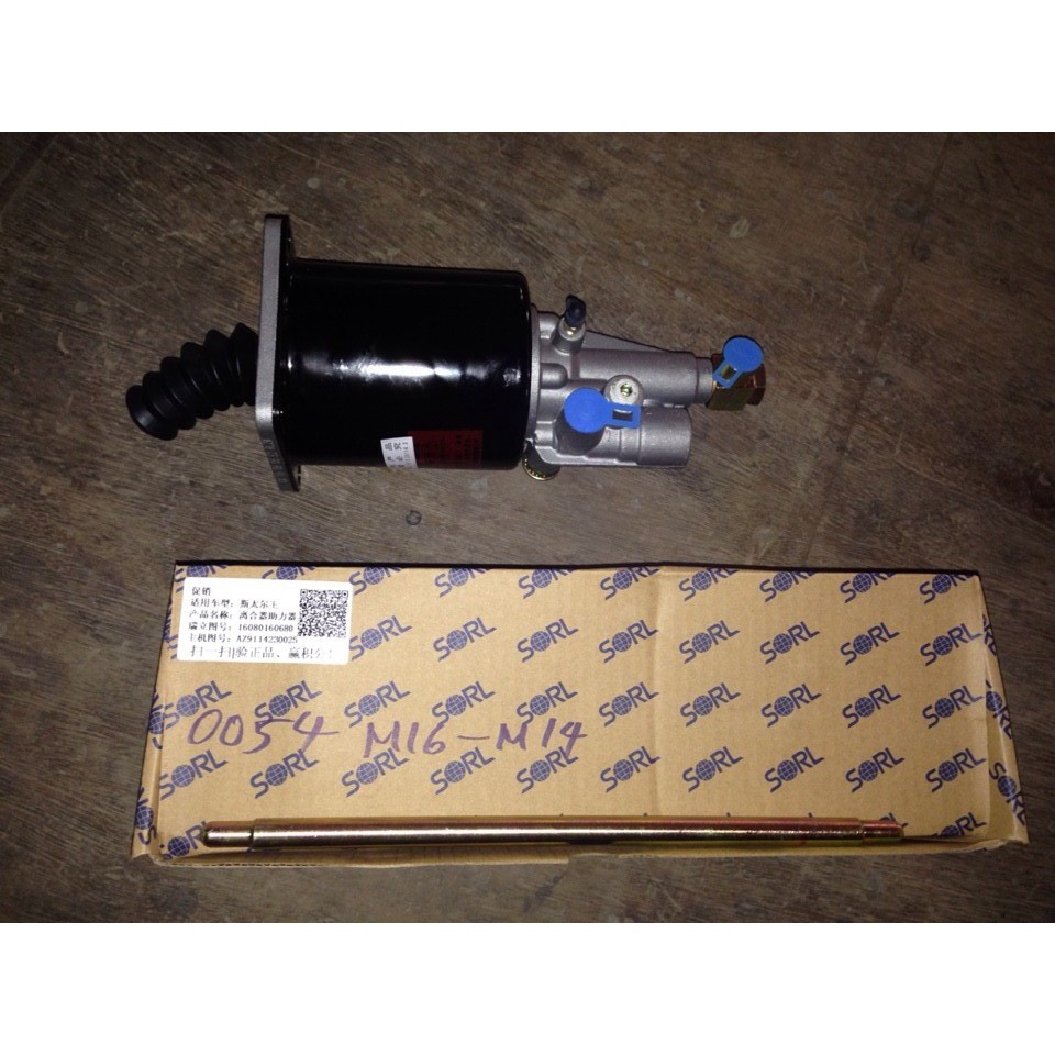Bầu tổng côn dưới xe Howo (sạc bô côn), đường kính F102mm, 4 lỗ bắt tâm lỗ 92, lỗ dầu, lỗ hơi M14*M16. Hàng Sorl