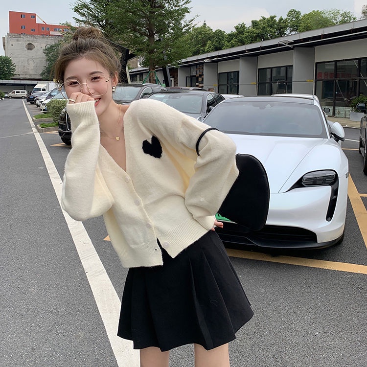 Áo Khoác Cardigan Len Dệt Kim Mỏng Tay Dài Cổ Chữ V Thêu Hình Trái Tim Màu Sắc Tương Phản Phong Cách Hàn Quốc