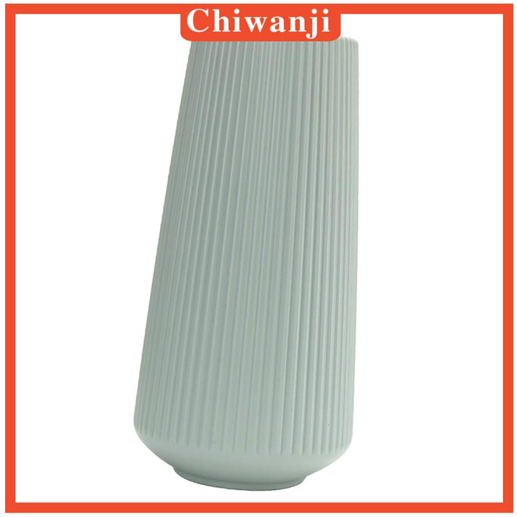 Bình hoa bằng nhựa phong cách đơn giản dùng trang trí hoặc làm quà tân gia