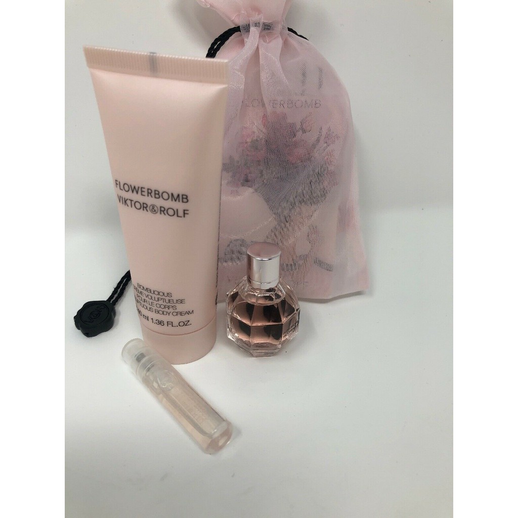 💥 Gift set nước hoa nữ Flowerbomb - Viktor & Rolf