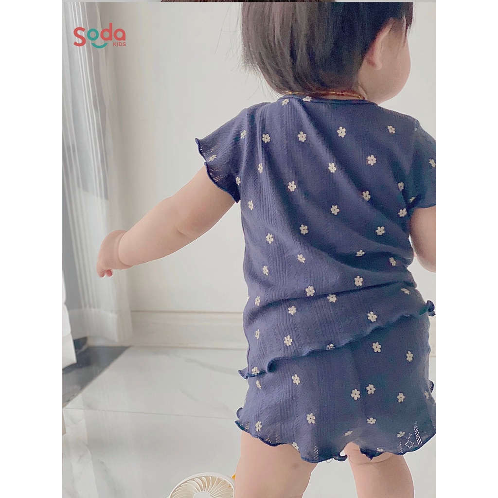 Bộ cotton bé gái Haze SODA KIDS thiết kế cổ v cúc bấm ( nhiều màu )